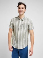 LEE MĘSKA KOSZULA LEE SS LEESURE SHIRT SUMMIT 112351147. Koszule męskie Lee, m, bez wzorów, bez kołnierzyka, bez ramiączek. Za 139.99 zł.