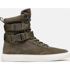 Khaki sneakersy męskie. Buty sportowe na co dzień męskie marki Kazar. Za 549.00 zł.