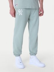 New Era Spodnie dresowe New York Yankees MLB League Essential Paste 60596182 Zielony Regular Fit. Zielone spodnie dresowe męskie New Era, bez wzorów, z bawełny. Za 179.99 zł.