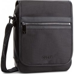 Saszetka GUESS - HM6571 POL84 BLA. Saszetki męskie marki Guess. W wyprzedaży za 209.00 zł.