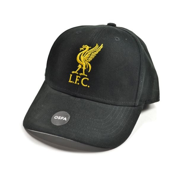 Czapka z daszkiem Liverpool FC - oficjalna licencjonowana. Czarne czapki męskie 47 Brand, bez wzorów. Za 99.00 zł.