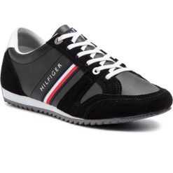 Sneakersy TOMMY HILFIGER - Essential Leather Runner FM0FM02045 Black 990. Buty sportowe na co dzień męskie marki Tommy Hilfiger. Za 399.00 zł.