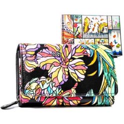 Portfel męski Rovicky R-N22-ART print 18. Portfele męskie ROVICKY, bez wzorów, ze skóry. Za 119.99 zł.