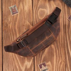 Saszetka męska skórzana na ramię i saszetka nerka męska zestaw prezentowy Paolo Peruzzi ZUP-123-HBR. Brązowe saszetki męskie bez wzorów, z bawełny. Za 299.00 zł.