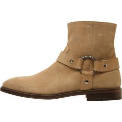 ALDO AFILLE Botki bone. Białe sztyblety męskie Aldo, z materiału. Za 629.00 zł.