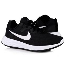 Buty męskie sportowe do biegania Nike REVOLUTION 6 NN. Białe buty do biegania męskie Nike, bez wzorów, bez zapięcia, do biegania, nike revolution. Za 341.76 zł.