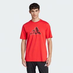 Koszulka Logo Graphic. Białe t-shirty sportowe męskie ADIDAS, m, bez wzorów, sportowe, bez ramiączek. Za 96.99 zł.