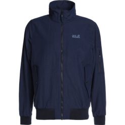 Jack Wolfskin HUNTINGTON Kurtka Outdoor night blue. Niebieskie kurtki outdoor męskie Jack Wolfskin, z bawełny. W wyprzedaży za 434.85 zł.