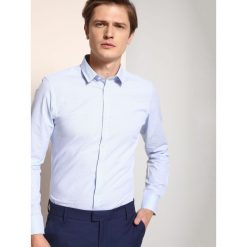KOSZULA DŁUGI RĘKAW MĘSKA SLIM FIT. Koszule męskie TOP SECRET. W wyprzedaży za 39.99 zł.
