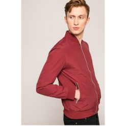 Jack & Jones - Kurtka bomber New Pacific. Kurtki męskie marki Jack & Jones. W wyprzedaży za 119.90 zł.