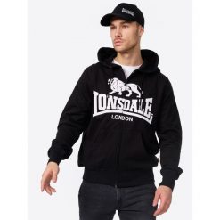 Bluza z kapturem i zamkiem błyskawicznym Lonsdale Krafty. Czarne bluzy z kapturem męskie Lonsdale, m, bez wzorów, z bawełny, z kapturem. Za 253.75 zł.