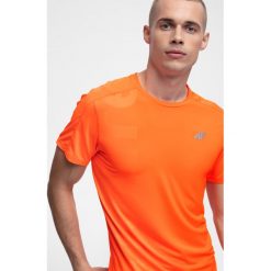 Koszulka do biegania męska TSMF257 - pomarańcz neon. Bielizna termoaktywna męska marki 4f. W wyprzedaży za 49.99 zł.