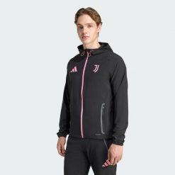 Kurtka podróżna Juventus Tiro 25 Competition Vis Tech. Czarne kurtki męskie ADIDAS, m, bez wzorów, z dresówki, sportowe, bez ramiączek, bez kaptura. Za 399.00 zł.