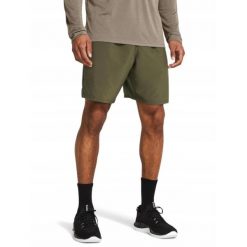 Spodenki na trening do ćwiczeń męskie UNDER ARMOUR szybkoschnące. Zielone szorty sportowe męskie Under Armour, bez wzorów, sportowe. Za 139.00 zł.