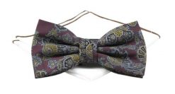 Mucha Burgundowa z Białą Poszetką, w Paisley, Elegancka, Męska -CHATTIER. Czerwone krawaty i muchy męskie Chattier, bez wzorów, z poliesteru, eleganckie. Za 59.00 zł.