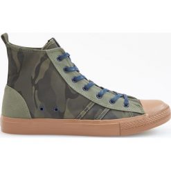 Trampki moro za kostkę - Khaki. Brązowe trampki męskie Reserved, moro. W wyprzedaży za 49.99 zł.