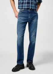 WRANGLER MĘSKIE SPODNIE JEANSOWE WRANGLER GREENSBORO DENIM DUSK 112362444. Jeansy męskie Wrangler, bez wzorów, z denimu. Za 199.99 zł.