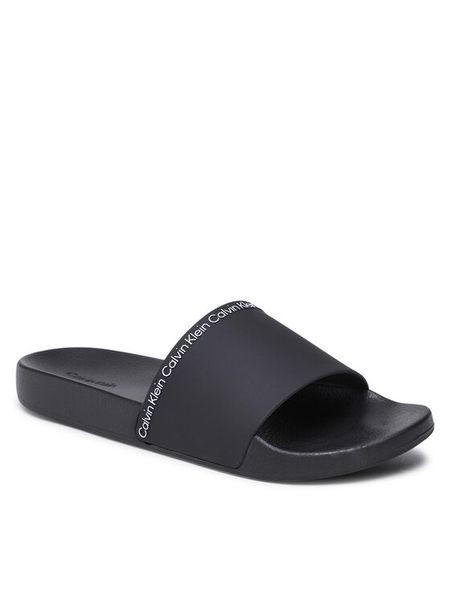 Calvin Klein Klapki Pool Slide Rubber HM0HM00981 Czarny. Czarne klapki i japonki męskie Calvin Klein, bez wzorów, z syntetyku. Za 139.99 zł.