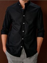 Bawełniana koszula - czarny. Czarne koszule męskie Sinsay, l, bez wzorów, z bawełny, bez kołnierzyka, bez ramiączek. Za 59.99 zł.