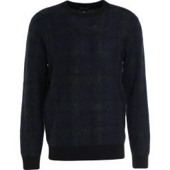 Club Monaco PLAID BRUSH CREW Sweter green. Swetry męskie marki Club Monaco. W wyprzedaży za 642.85 zł.