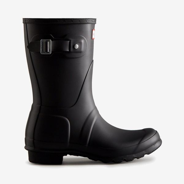Hunter Regenlaarzen WFS1000RMA-BLK Zwart-38. Czarne buty trekkingowe męskie Hunter, bez wzorów, sportowe, bez obcasa, bez zapięcia. W wyprzedaży za 522.00 zł.