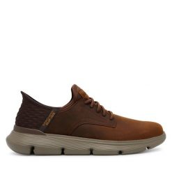 Półbuty Skechers. Brązowe codzienne półbuty męskie Skechers, bez wzorów, bez obcasa, bez zapięcia. Za 429.99 zł.