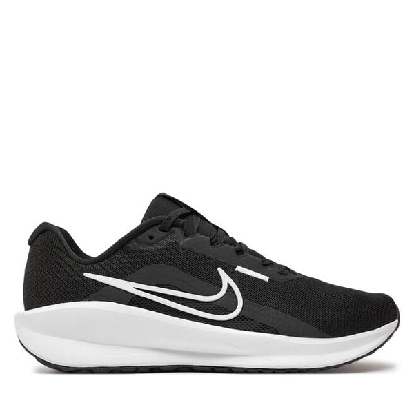 Buty do biegania Nike. Czarne buty do biegania męskie Nike, bez wzorów, bez zapięcia, do biegania, nike downshifter. Za 279.99 zł.