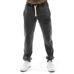 Spodnie dresowe z bawełna na co dzień na siłownię. Czarne spodnie na co dzień męskie LEONE 1947 APPAREL, bez wzorów, z bawełny, sportowe. W wyprzedaży za 124.24 zł.
