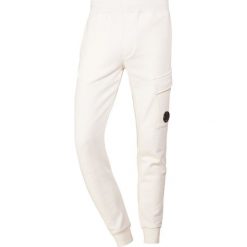 C.P. Company Spodnie treningowe gauze white. Białe długie spodnie sportowe męskie C.P. Company, z bawełny. Za 589.00 zł.