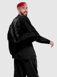 4F Bluza bomberka oversize męska 4F x Tomasz Fornal - czarna L. Czarne bluzy z kapturem męskie 4f, l, bez wzorów, z materiału, z kapturem. Za 269.99 zł.
