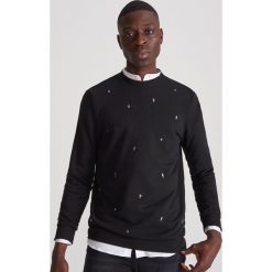 Bluza z dekoracyjnymi nitami - Czarny. Bluzy nierozpinane męskie Reserved. Za 119.99 zł.