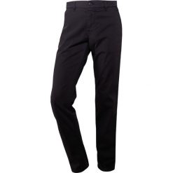 BOSS CASUAL Chinosy black. Eleganckie spodnie męskie marki BOSS CASUAL. Za 419.00 zł.