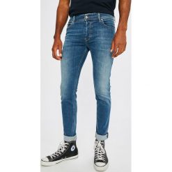 Diesel - Jeansy Sleenker. Jeansy męskie marki Guess Jeans. W wyprzedaży za 379.90 zł.