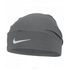 Czapka sportowa Nike Peak Cuffed Unisex szara. Szare czapki męskie Nike, na zimę, bez wzorów, sportowe. Za 159.99 zł.