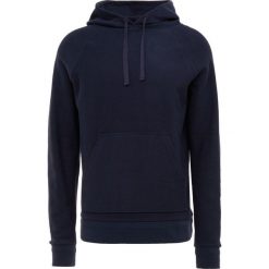 Filippa K Bluza z kapturem dark navy. Bluzy nierozpinane męskie marki Filippa K. Za 739.00 zł.