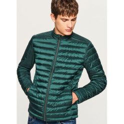 Pikowana kurtka ze stójką - Khaki. Brązowe kurtki męskie Reserved. Za 119.99 zł.