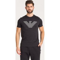 T-SHIRT Emporio Armani. Czarne t-shirty męskie Emporio Armani, l, bez wzorów, z bawełny, bez kołnierzyka, bez ramiączek. Za 237.30 zł.