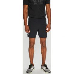 Under Armour - Szorty. Szorty sportowe męskie marki Under Armour. W wyprzedaży za 149.90 zł.