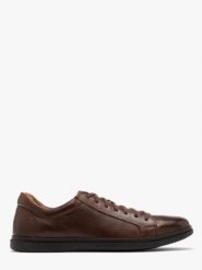 Brązowe półbuty męskie w sportowym stylu. Brązowe eleganckie półbuty męskie Ryłko, ze skóry, sportowe, bez obcasa, bez zapięcia. Za 379.99 zł.
