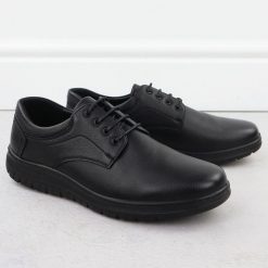 Półbuty męskie eleganckie czarne Unisoft 7156. Czarne eleganckie półbuty męskie marka niezdefiniowana, ze skóry ekologicznej, eleganckie, bez obcasa, bez zapięcia. Za 132.99 zł.