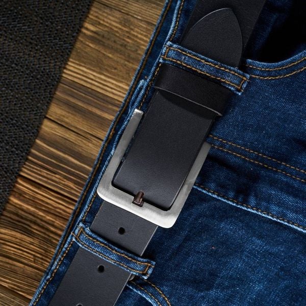 Pasek skórzany 100 CM PAOLO PERUZZI 02Z01100 czarny. Czarne paski męskie Paolo Peruzzi, bez wzorów, z materiału, klasyczne. Za 59.00 zł.