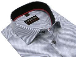 Koszula męska z krótkim rękawem w biało-niebieski prążek MODINI DK11. Białe koszule męskie Modini Moda Męska, m, bez wzorów, z bawełny, bez kołnierzyka, bez ramiączek. W wyprzedaży za 157.50 zł.
