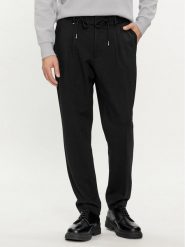 Boss Spodnie materiałowe C-Perin-J-RDS-233 50509536 Czarny Relaxed Fit. Czarne spodnie na co dzień męskie Boss, bez wzorów, z materiału. Za 999.99 zł.
