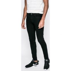 Only & Sons - Jeansy Warp Black. Jeansy męskie marki Only & Sons. W wyprzedaży za 99.90 zł.