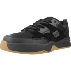 Buty DC ADYS100844 Czarny. Czarne buty trekkingowe męskie DC Shoes, bez wzorów, ze skóry, bez zapięcia, trekkingowe. Za 347.99 zł.