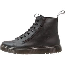 Dr. Martens Botki sznurowane black softy. Buty zimowe męskie marki Dr. Martens. W wyprzedaży za 468.30 zł.