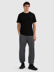 4F Spodnie dresowe joggery męskie - szare S. Szare spodnie dresowe męskie 4f, bez wzorów, z bawełny. Za 149.99 zł.