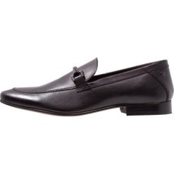 Base London SOPRANO Półbuty wsuwane black. Codzienne półbuty męskie Base London. Za 399.00 zł.