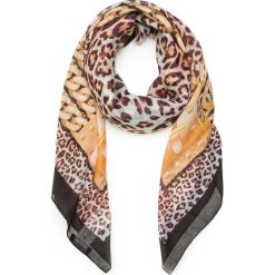 Chusta GUESS - Prisma Scarves AW8098 VIS03 LEO. Szaliki męskie marki Guess. Za 219.00 zł.