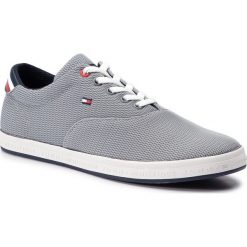 Tenisówki TOMMY HILFIGER - Essential Oxford Textile Sneaker FM0FM02052 Griffin 991. Trampki męskie marki Tommy Hilfiger. Za 299.00 zł.